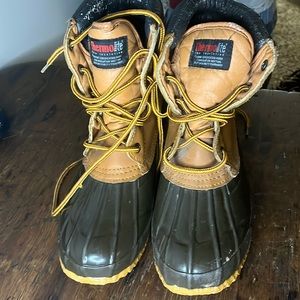 Thermolite, Size 10 steel Shank duck boots!